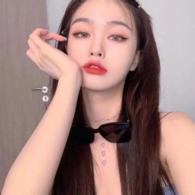 九个学生的短片